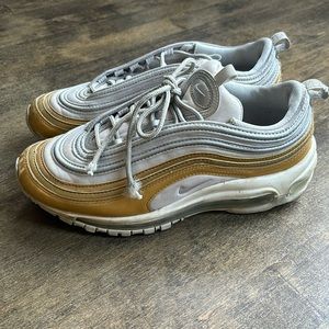 Nike air max 95 SE “Metallic Gold/Silver”